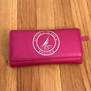 NAUTICA Wallet w/ RFID protection